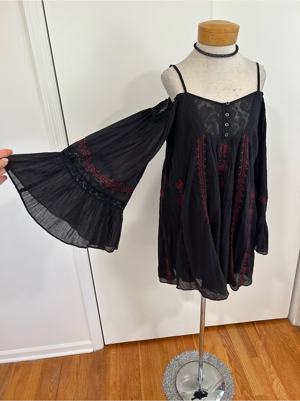 Free People Sexy Bohemian Off the Shoulder Bell Sleeves Black w Red Embroidery